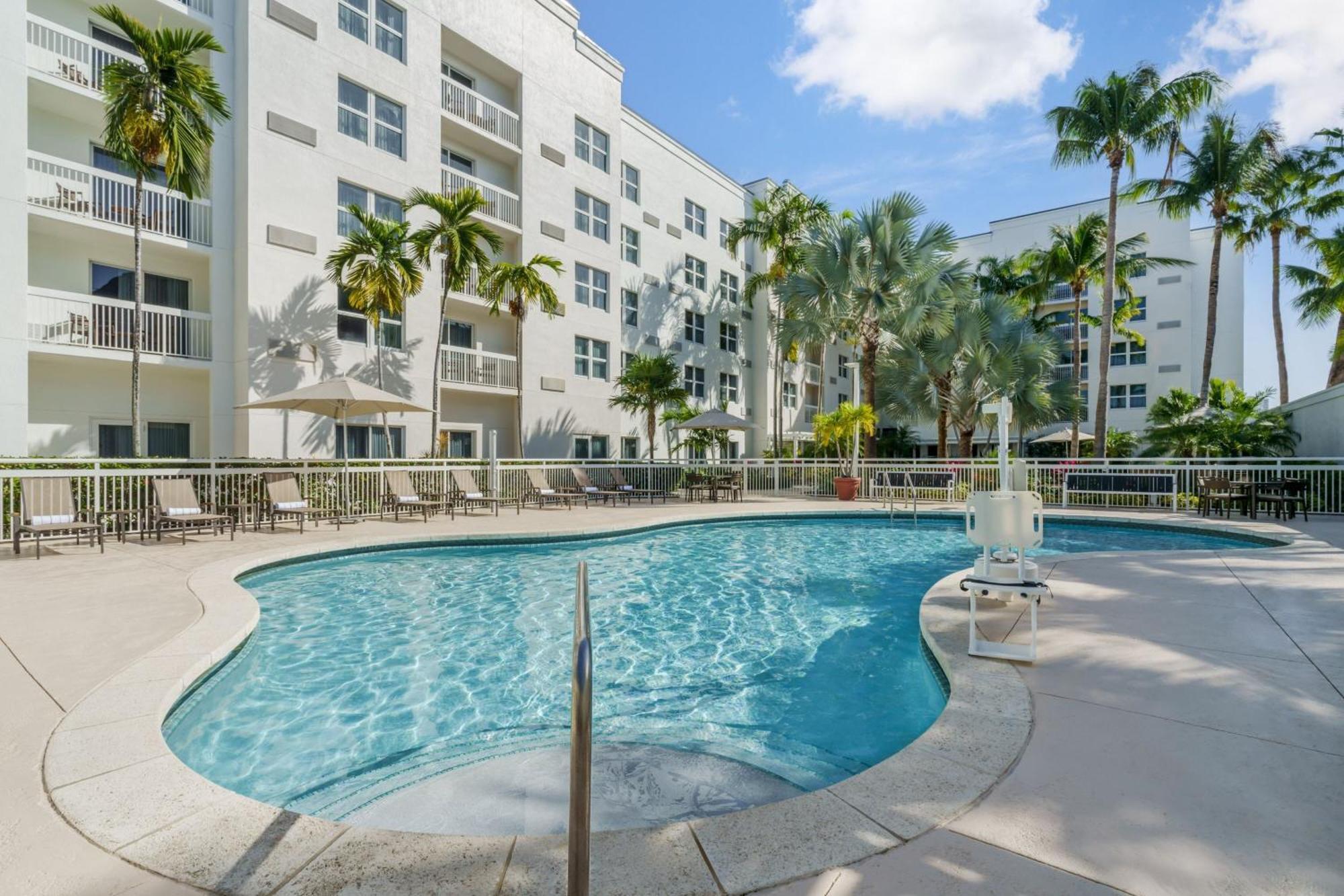 Courtyard By Marriott Miami Aventura Mall Luaran gambar